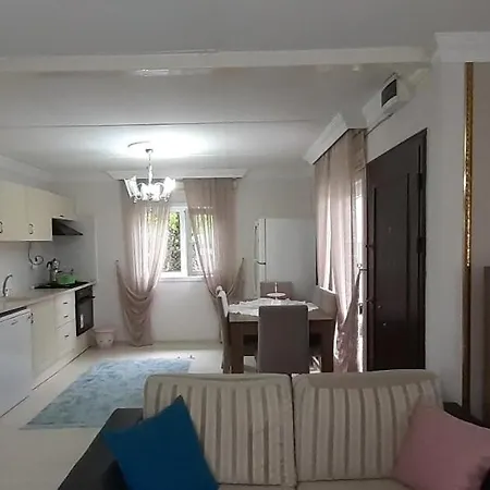 Two Bedroom With Private Garden At Cukurcayir District Villa